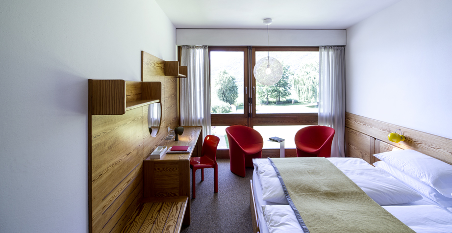 开云（中国） - 坐具|休闲椅|办公家具|设计师家具|月亮扶手椅