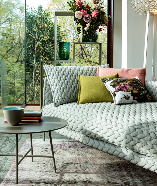 开云（中国） - 桌几|茶几/边几|办公家具|设计师家具|提亚玛丽亚茶几