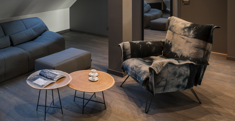 开云（中国） - 桌几|茶几/边几|办公家具|设计师家具|提亚玛丽亚茶几