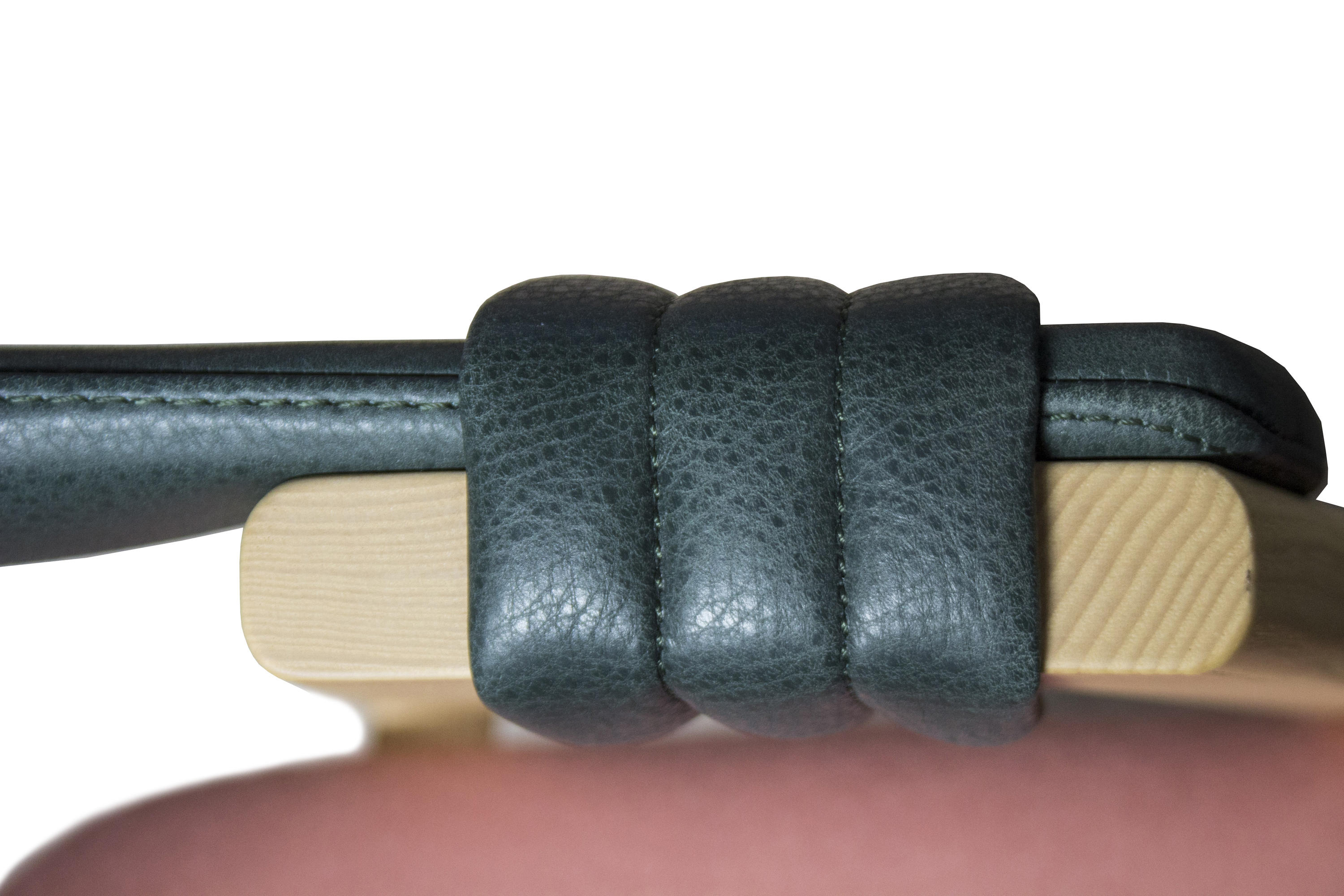 开云（中国） - 坐具|吧椅/凳子|办公家具|设计师家具|马蒂尔达吧椅