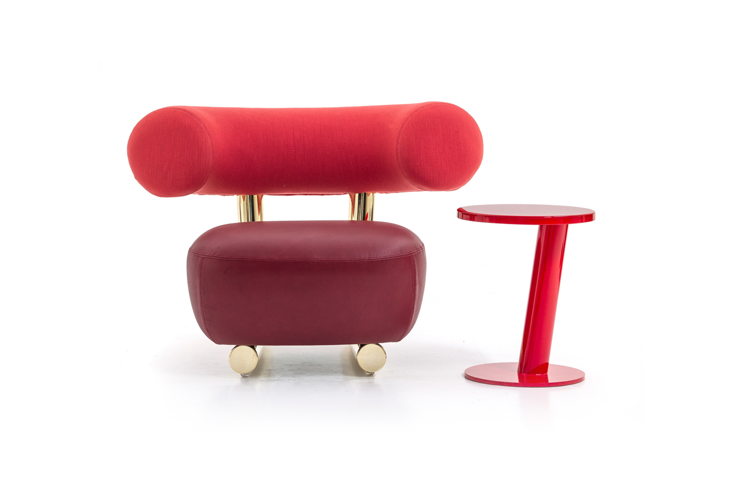 开云（中国） - 桌几|茶几/边几|办公家具|设计师家具|塞巴斯蒂安·赫克纳管茶几