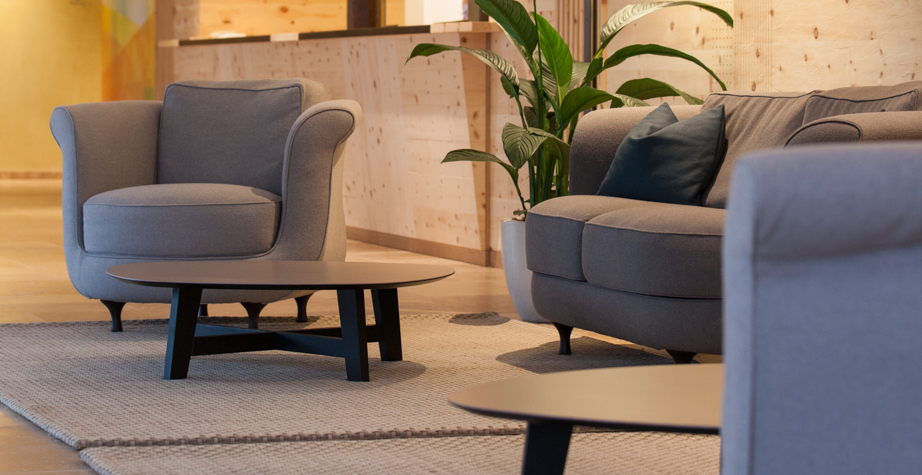 开云（中国） - 桌几|咖啡桌|办公家具|设计师家具|菲尼克斯咖啡桌