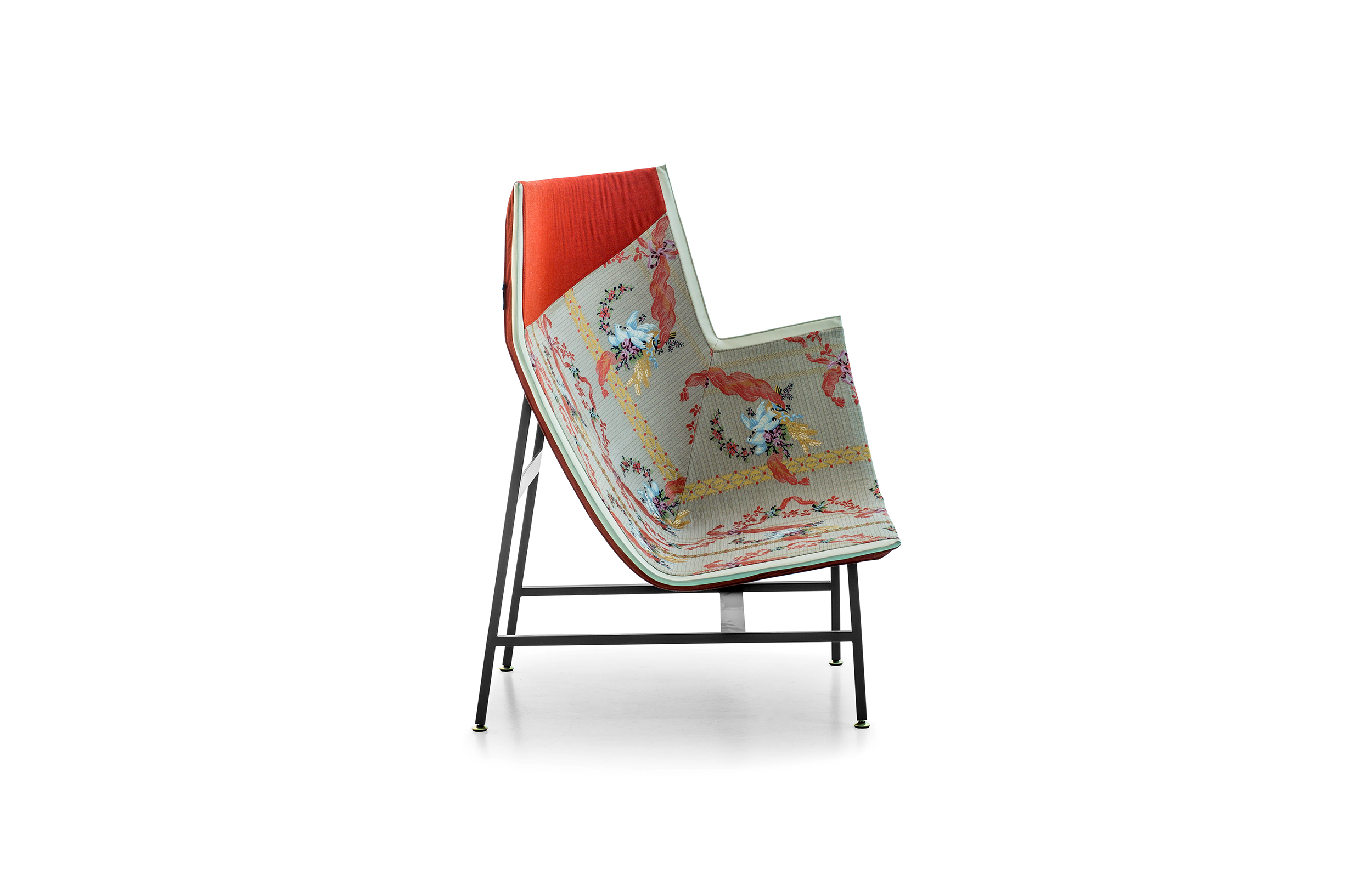 开云（中国） - 坐具|休闲椅|办公家具|设计师家具|纸飞机休闲椅