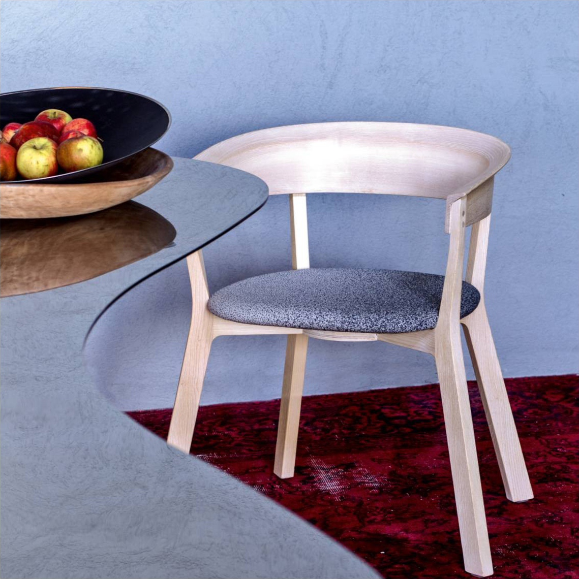 开云（中国） - 坐具|餐椅|办公家具|设计师家具|木制比基尼餐椅