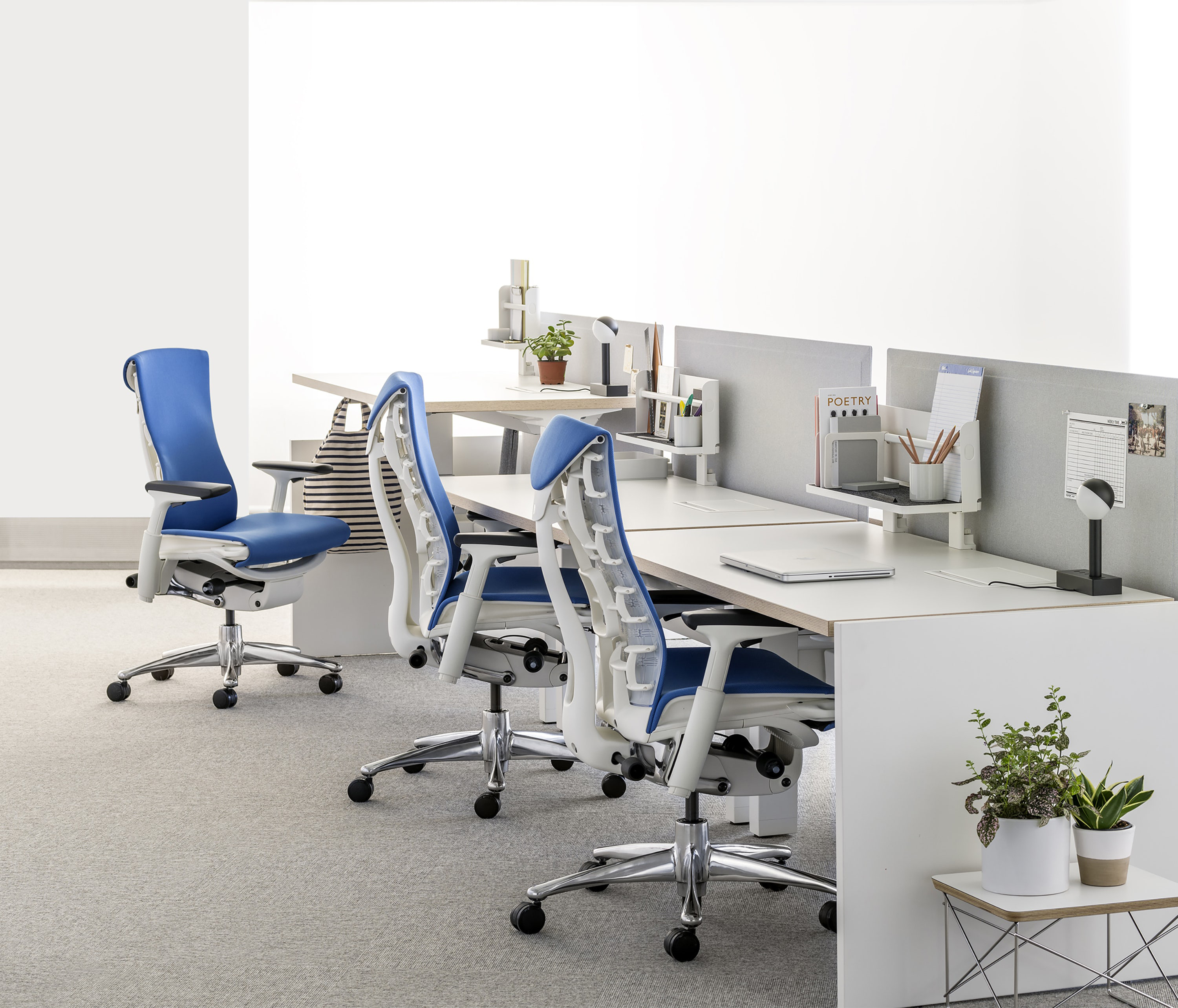 办公椅|现代真皮中班椅|办公家具|设计师家具|恩博迪大班椅