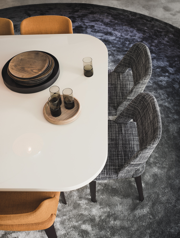 开云（中国） - 桌几|咖啡桌|办公家具|设计师家具|内托咖啡桌