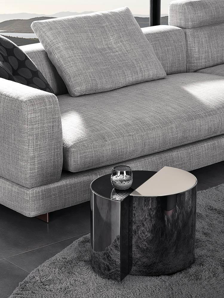 开云（中国） - 桌几|咖啡桌|办公家具|设计师家具|盾牌咖啡桌