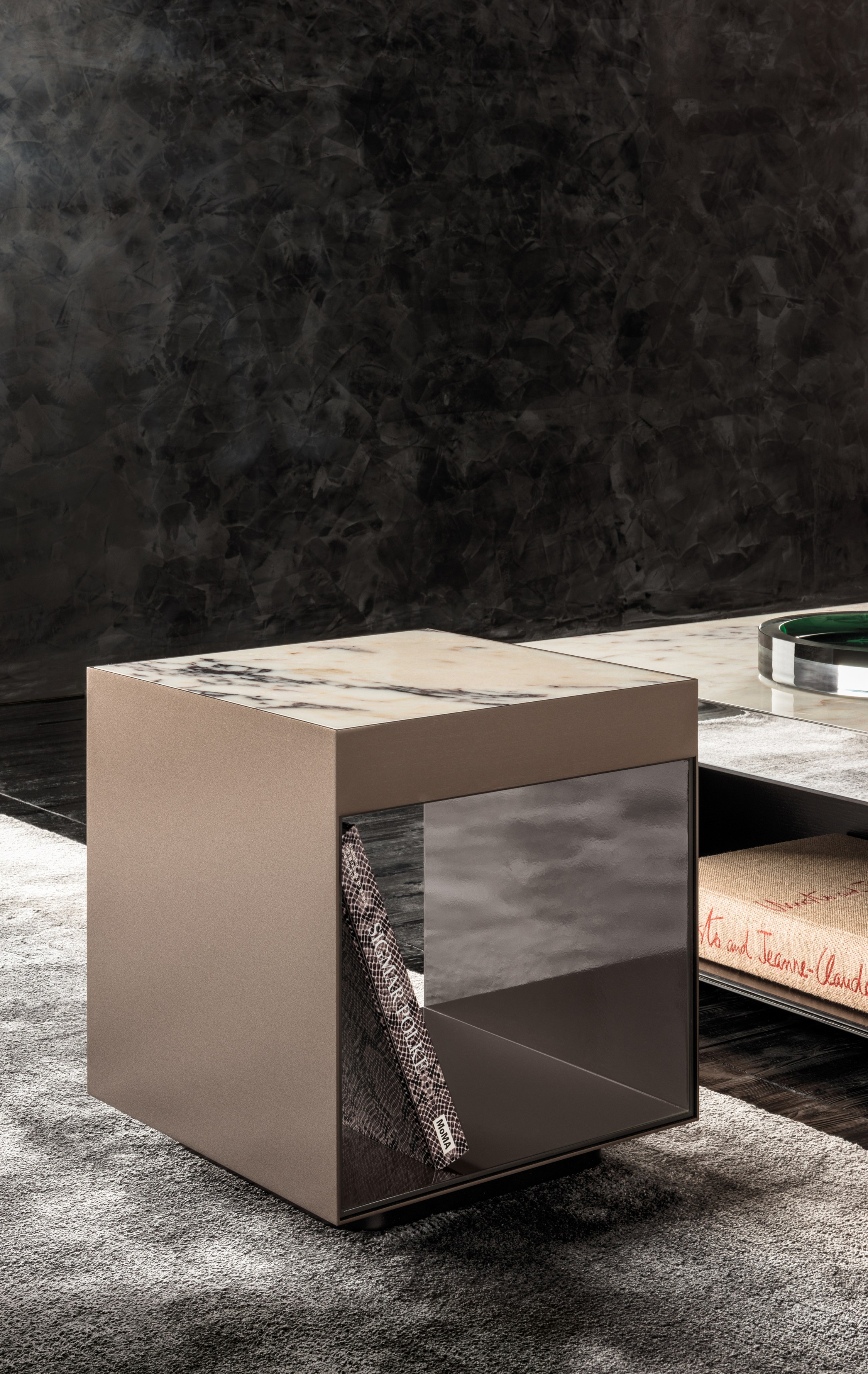 开云（中国） - 桌几|茶几/边几|办公家具|设计师家具|埃罗特茶几