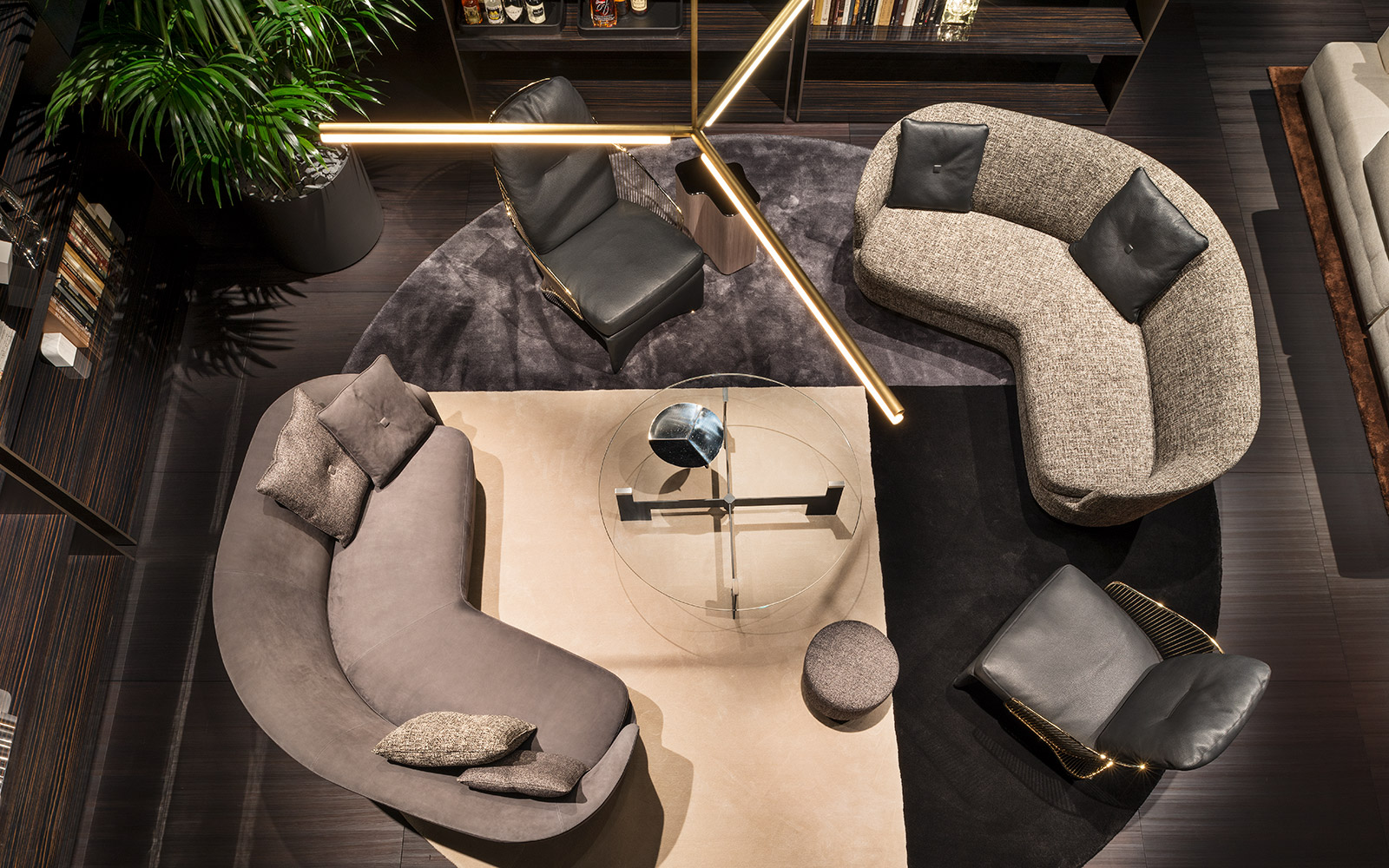 开云（中国） - 桌几|茶几/边几|办公家具|设计师家具|埃利斯茶几