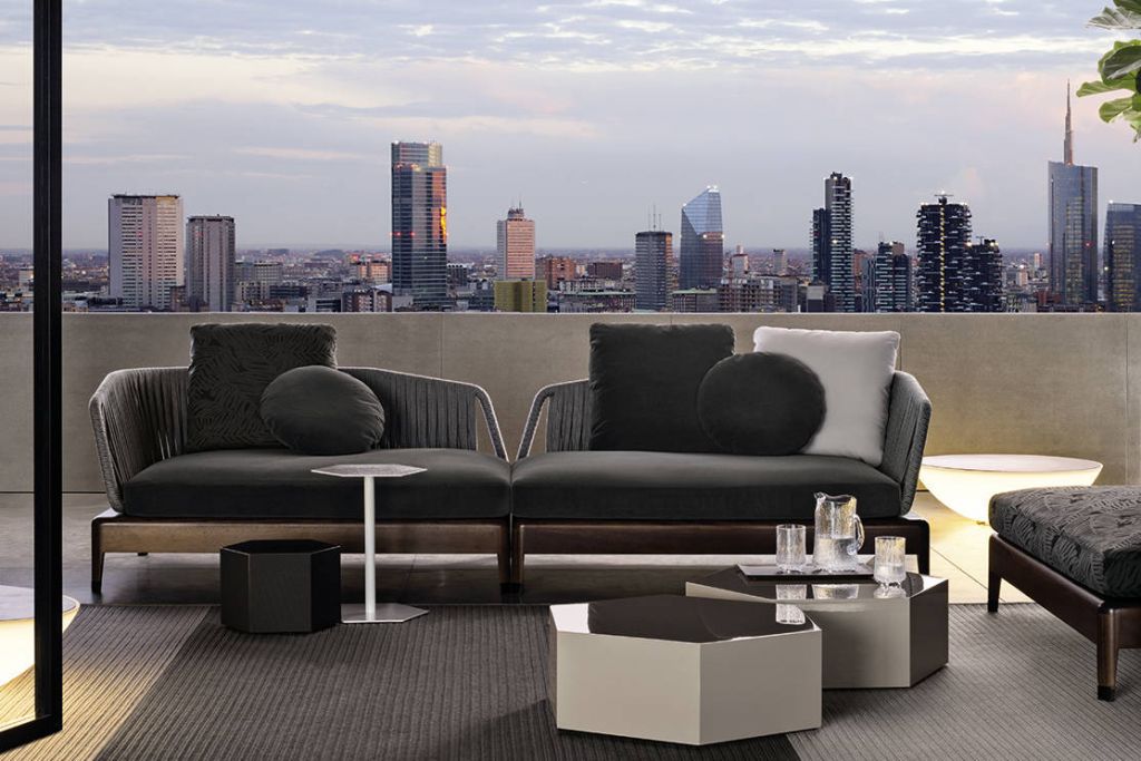 开云（中国） - 桌几|茶几/边几|办公家具|设计师家具|布里斯莱户外茶几