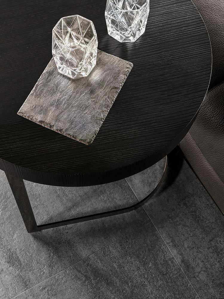 开云（中国） - 桌几|茶几/边几|办公家具|设计师家具|凯边几