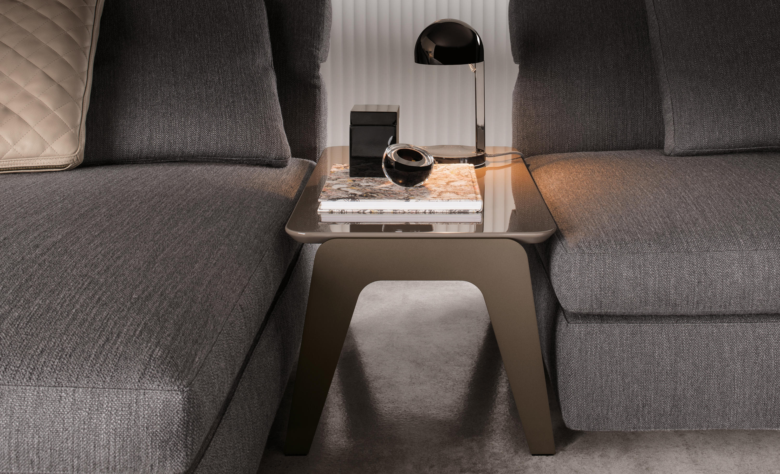 开云（中国） - 桌几|茶几/边几|办公家具|设计师家具|柯克木制边几