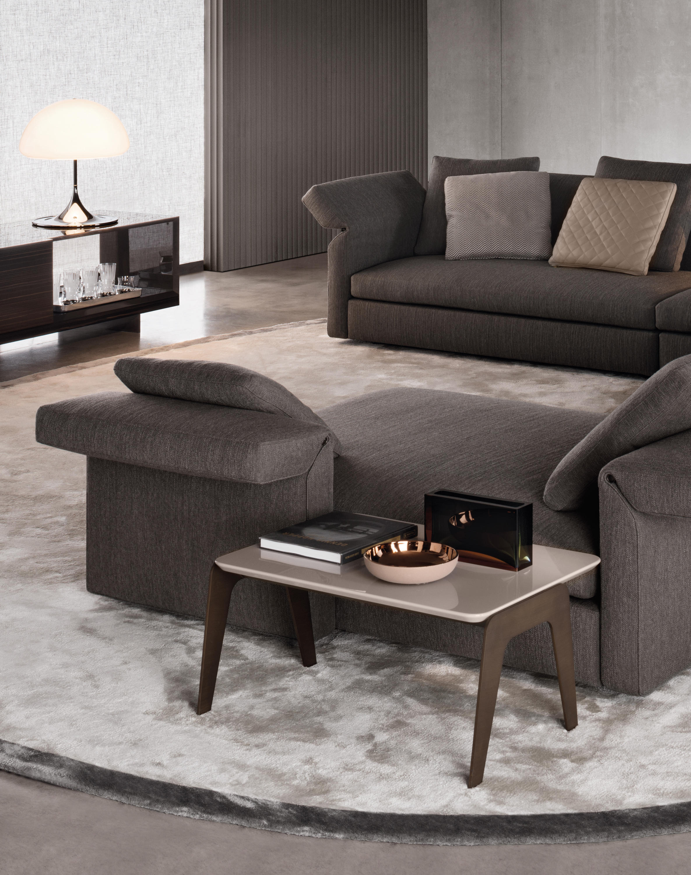 开云（中国） - 桌几|茶几/边几|办公家具|设计师家具|柯克木制边几