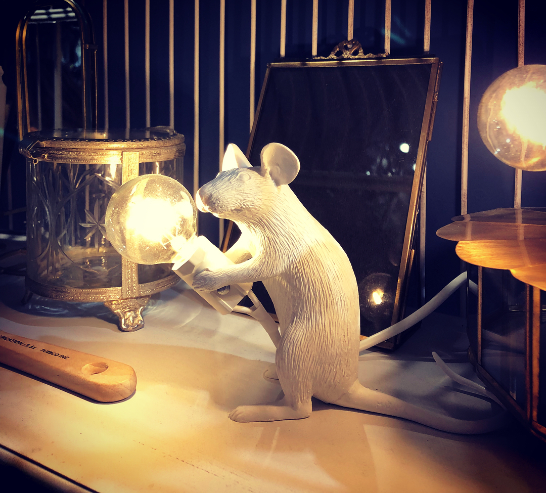 开云（中国） - 灯饰|台灯|办公家具|设计师家具|鼠灯