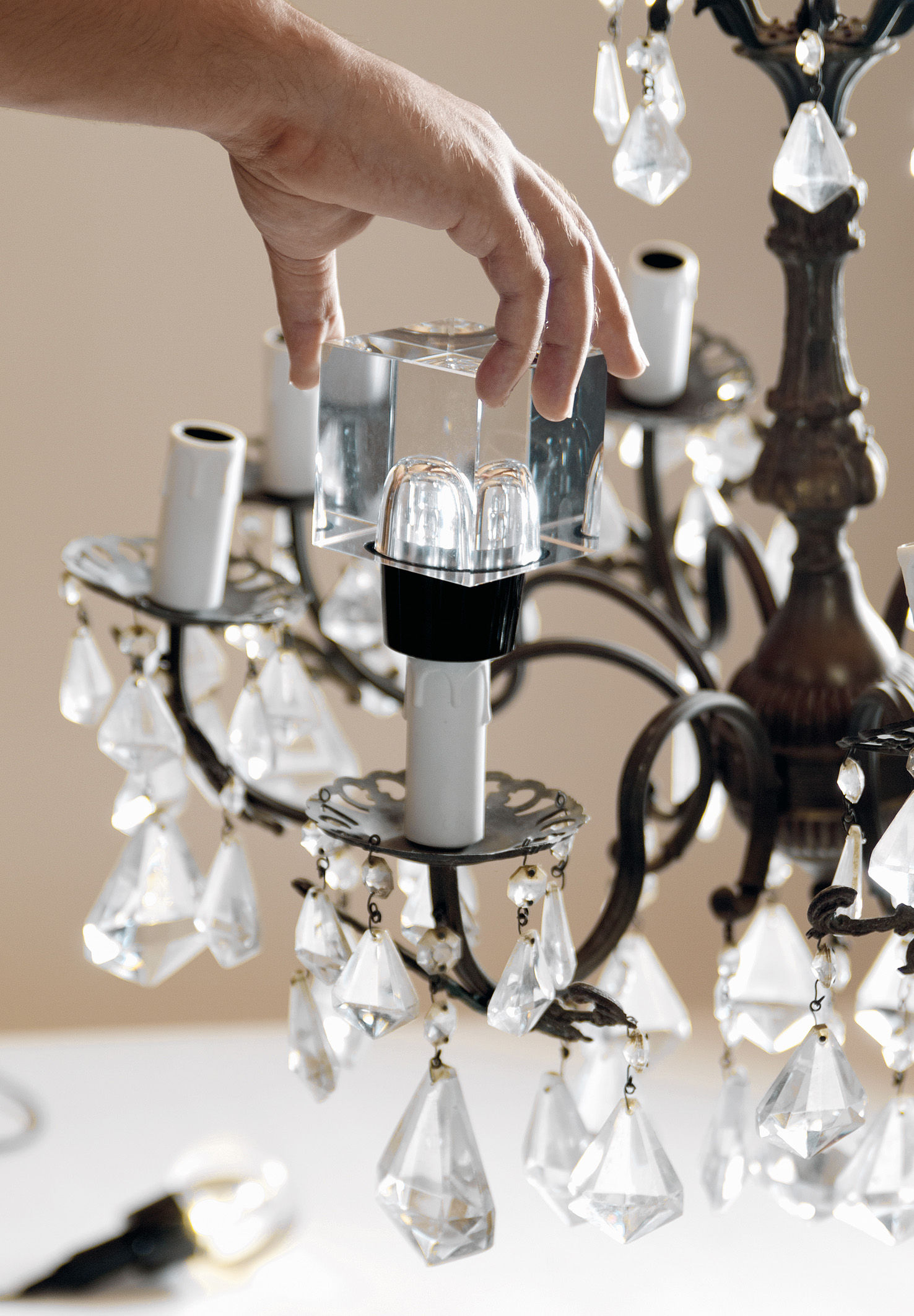 开云（中国） - 灯饰|吊灯|办公家具|设计师家具|水晶灯