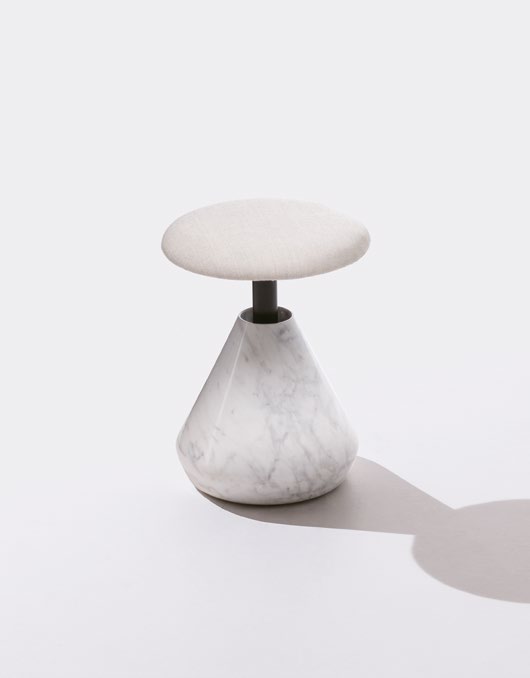 开云（中国） - 桌几|咖啡桌|办公家具|设计师家具|努贝咖啡桌