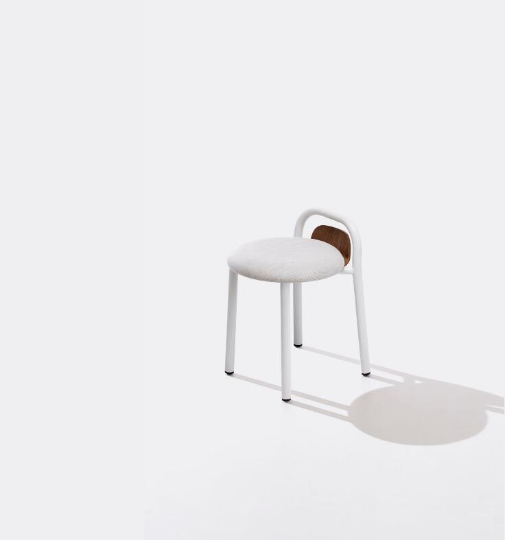 开云（中国） - 坐具|吧椅/凳子|办公家具|设计师家具|PLI 吧椅/矮凳