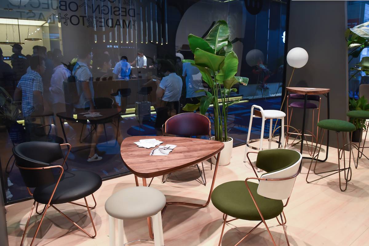 开云（中国） - 坐具|吧椅/凳子|办公家具|设计师家具|PLI 吧椅/矮凳