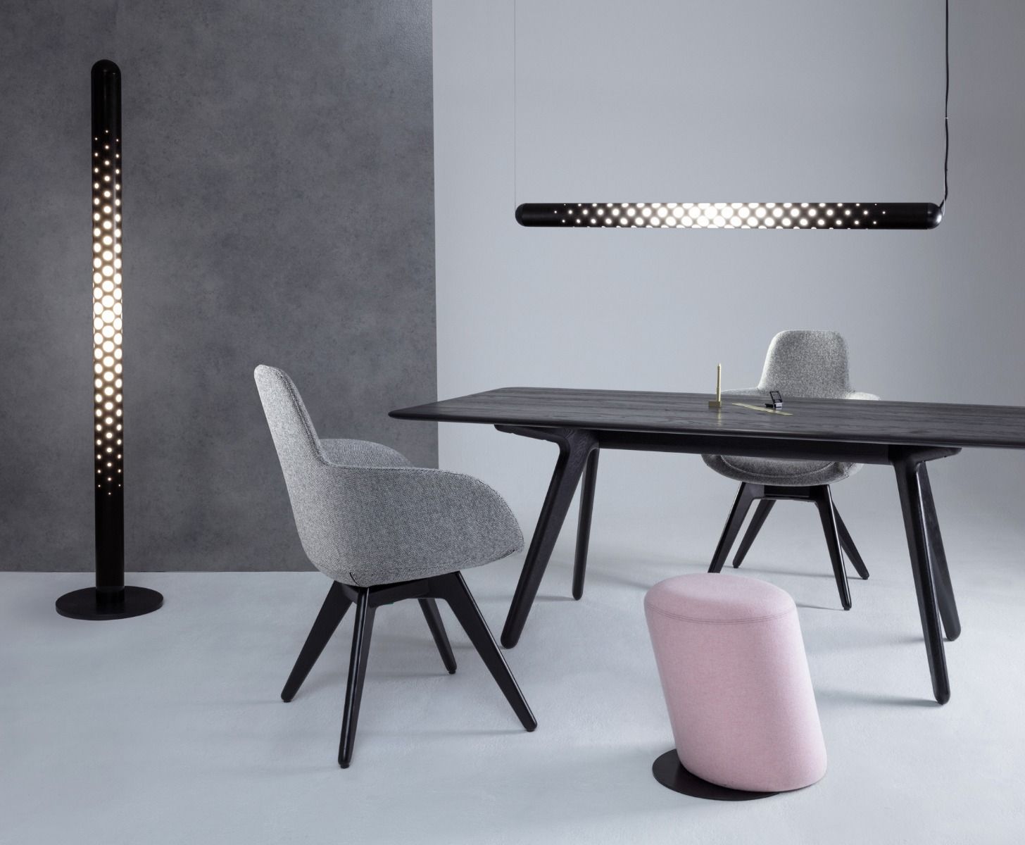 开云（中国） - 坐具|休闲椅|办公家具|设计师家具|勺型高背椅