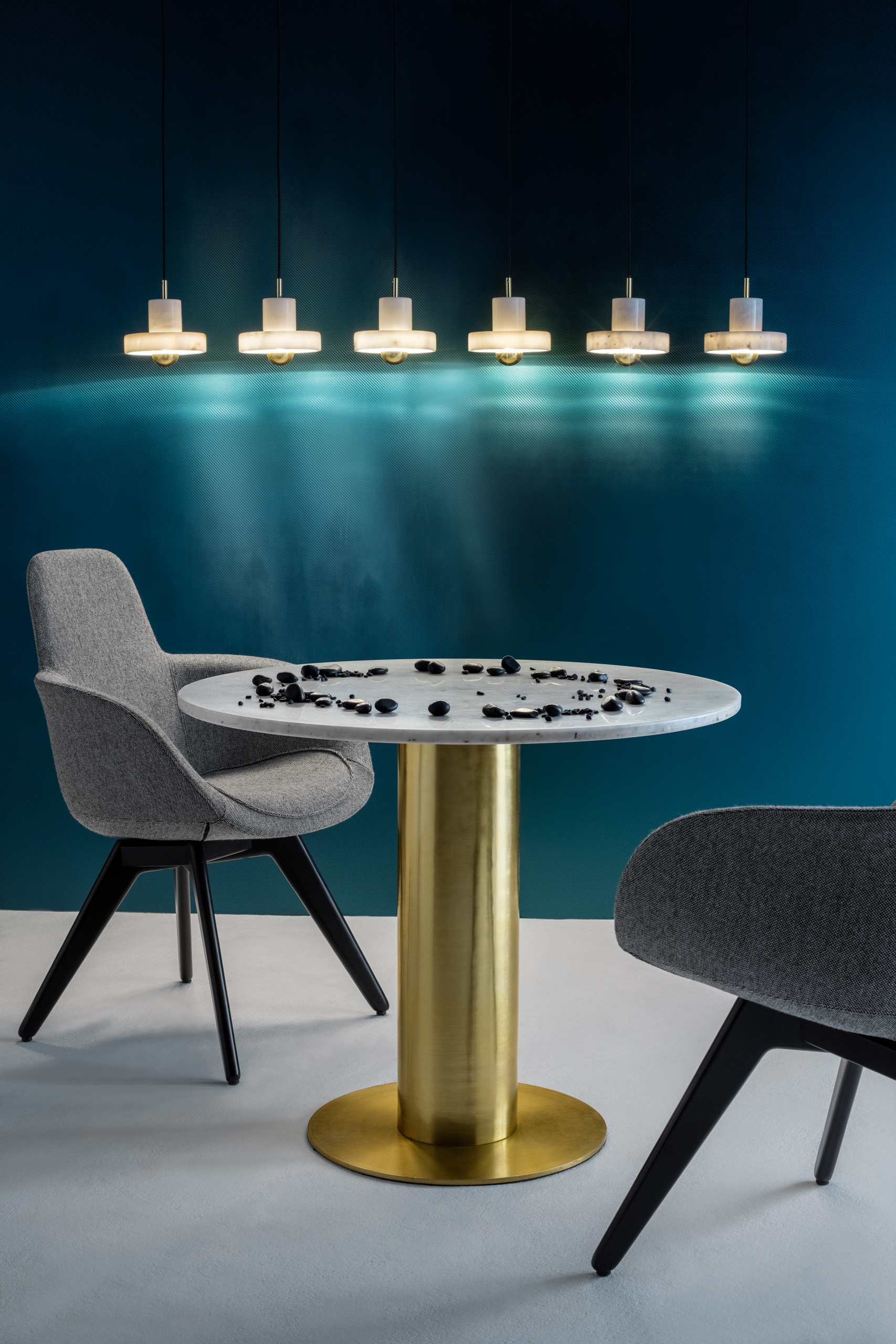 开云（中国） - 坐具|休闲椅|办公家具|设计师家具|勺型高背椅