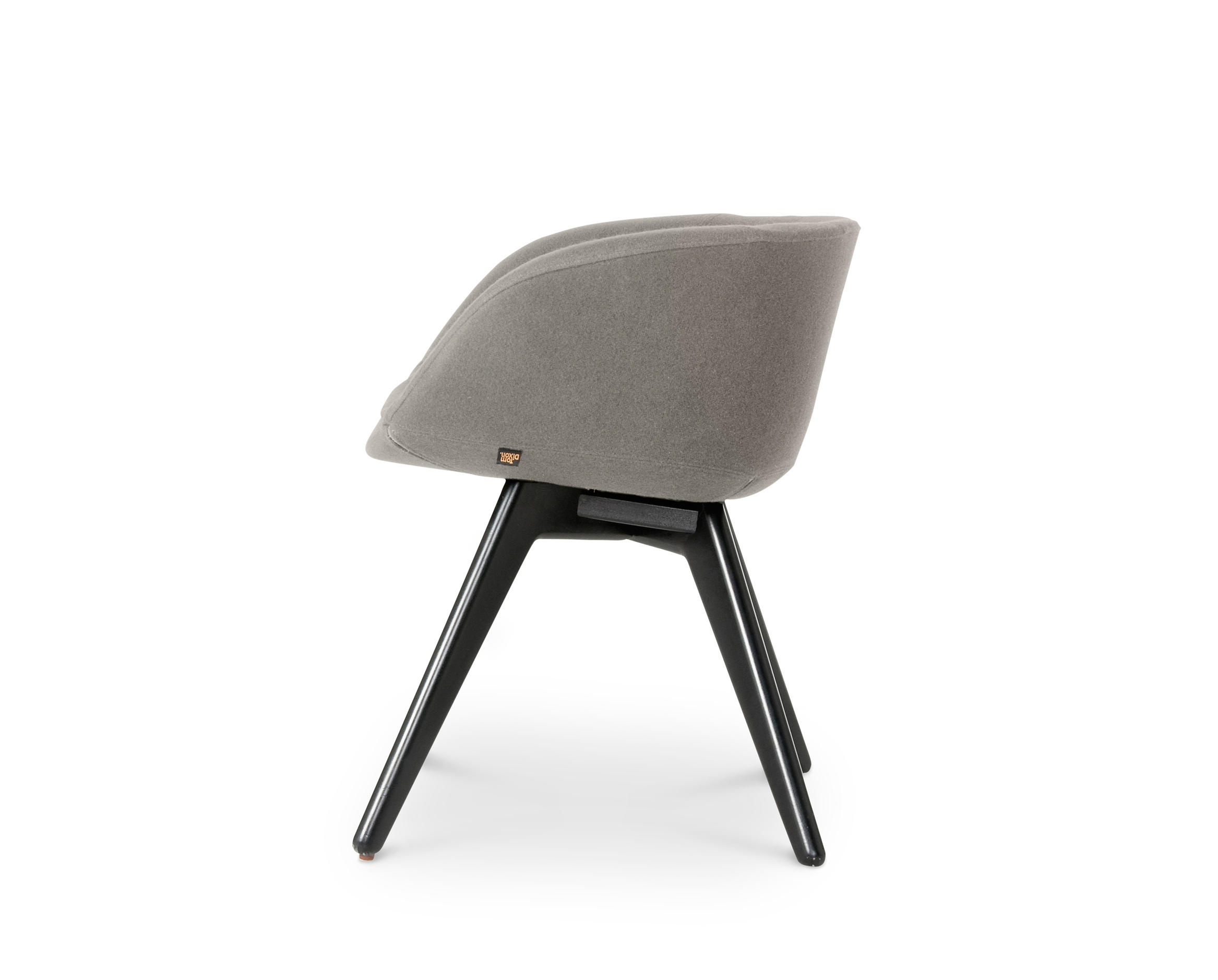 开云（中国） - 坐具|休闲椅|办公家具|设计师家具|勺型低背椅