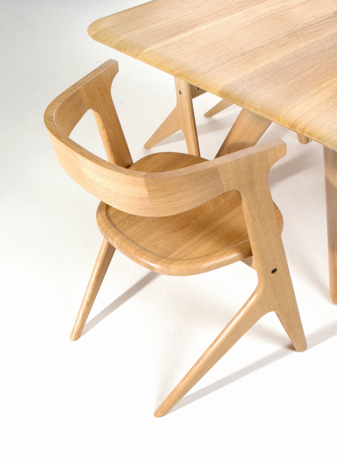 开云（中国） - 坐具|餐椅|办公家具|设计师家具|Slab餐椅