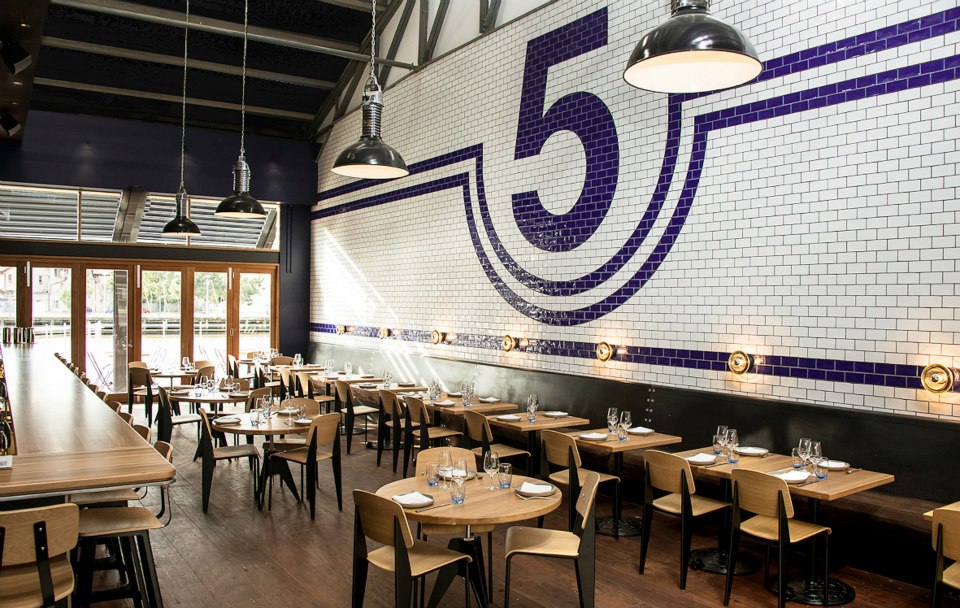 开云（中国） - 桌几|咖啡桌|办公家具|设计师家具|螺丝咖啡桌