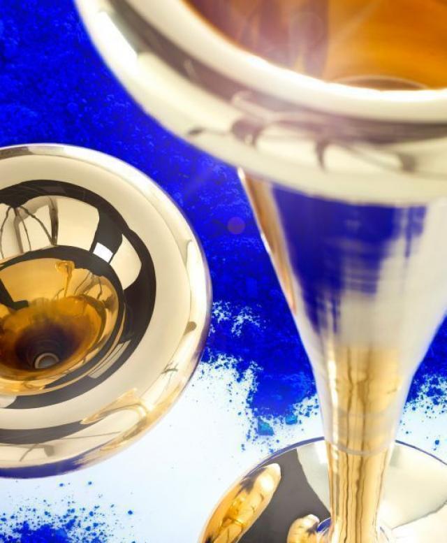 开云（中国） - 附件|花器|办公家具|设计师家具|旋转香槟杯