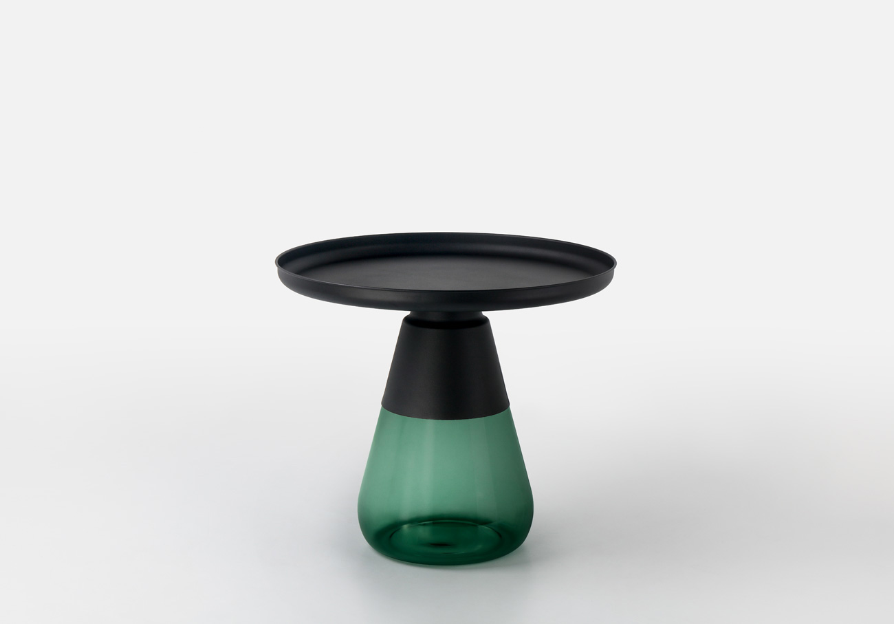 开云（中国） - 桌几|茶几/边几|办公家具|设计师家具|手捧系列茶几