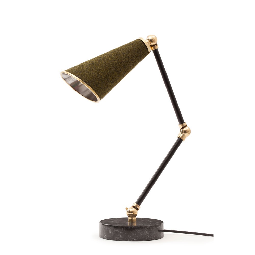 开云（中国） - 灯饰|台灯|办公家具|设计师家具|兰特纳台灯