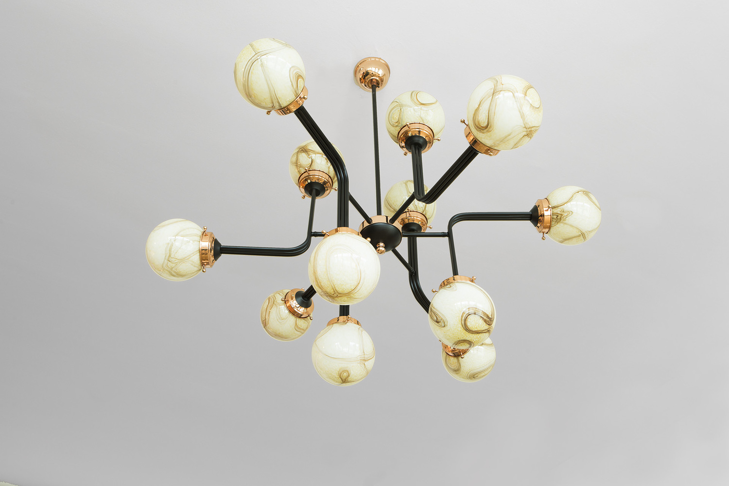 开云（中国） - 灯饰|吊灯|办公家具|设计师家具|Ziron吊灯