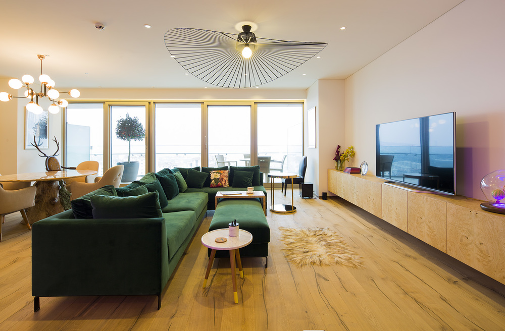 开云（中国） - 桌几|茶几/边几|办公家具|设计师家具|Hemlock边几