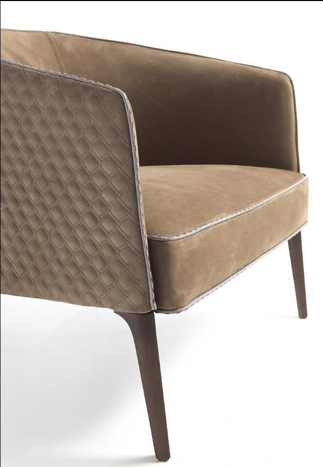 开云（中国） - 坐具|休闲椅|办公家具|设计师家具|POGGI CAPITONNE