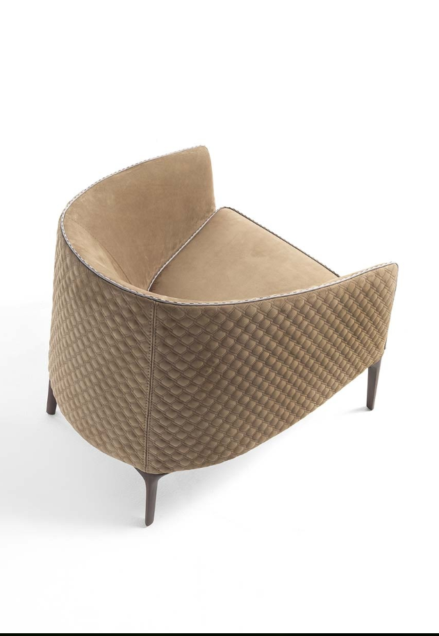 开云（中国） - 坐具|休闲椅|办公家具|设计师家具|POGGI CAPITONNE