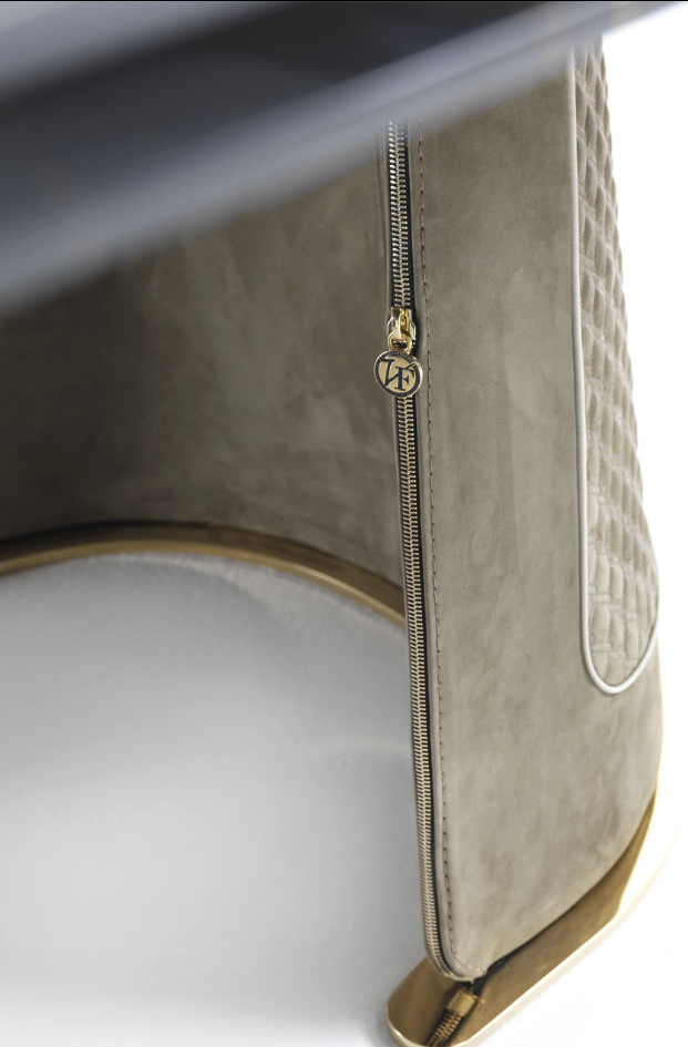 开云（中国） - 桌几|餐桌|办公家具|设计师家具|FOSCARIA 餐桌