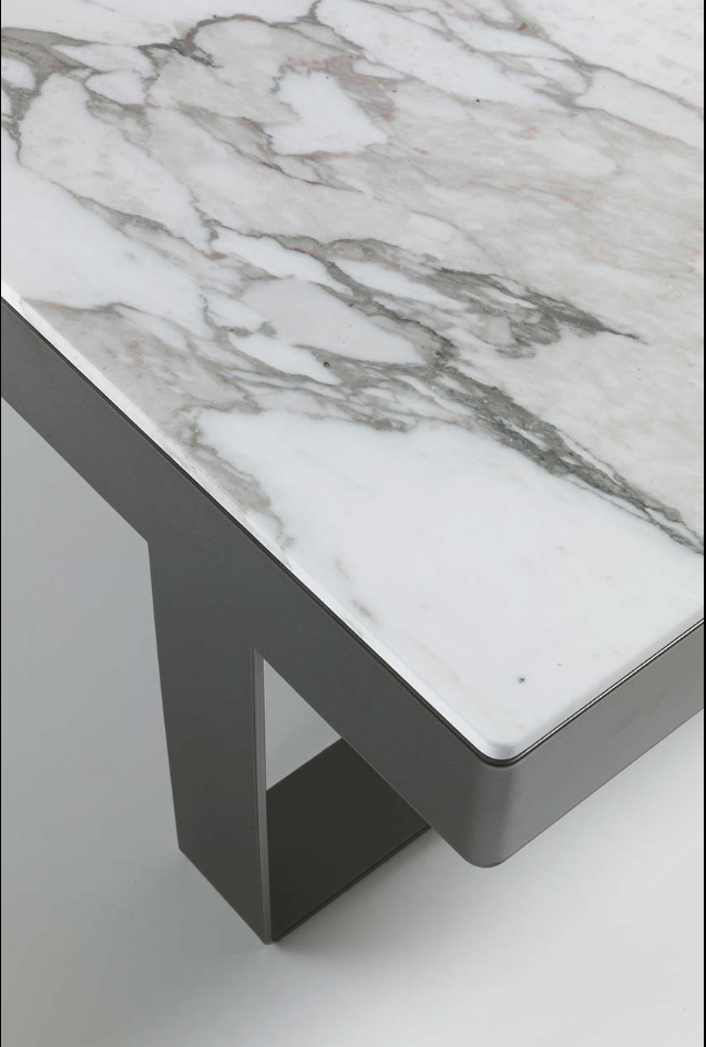 开云（中国） - 桌几|茶几/边几|办公家具|设计师家具|BIFFI 茶几