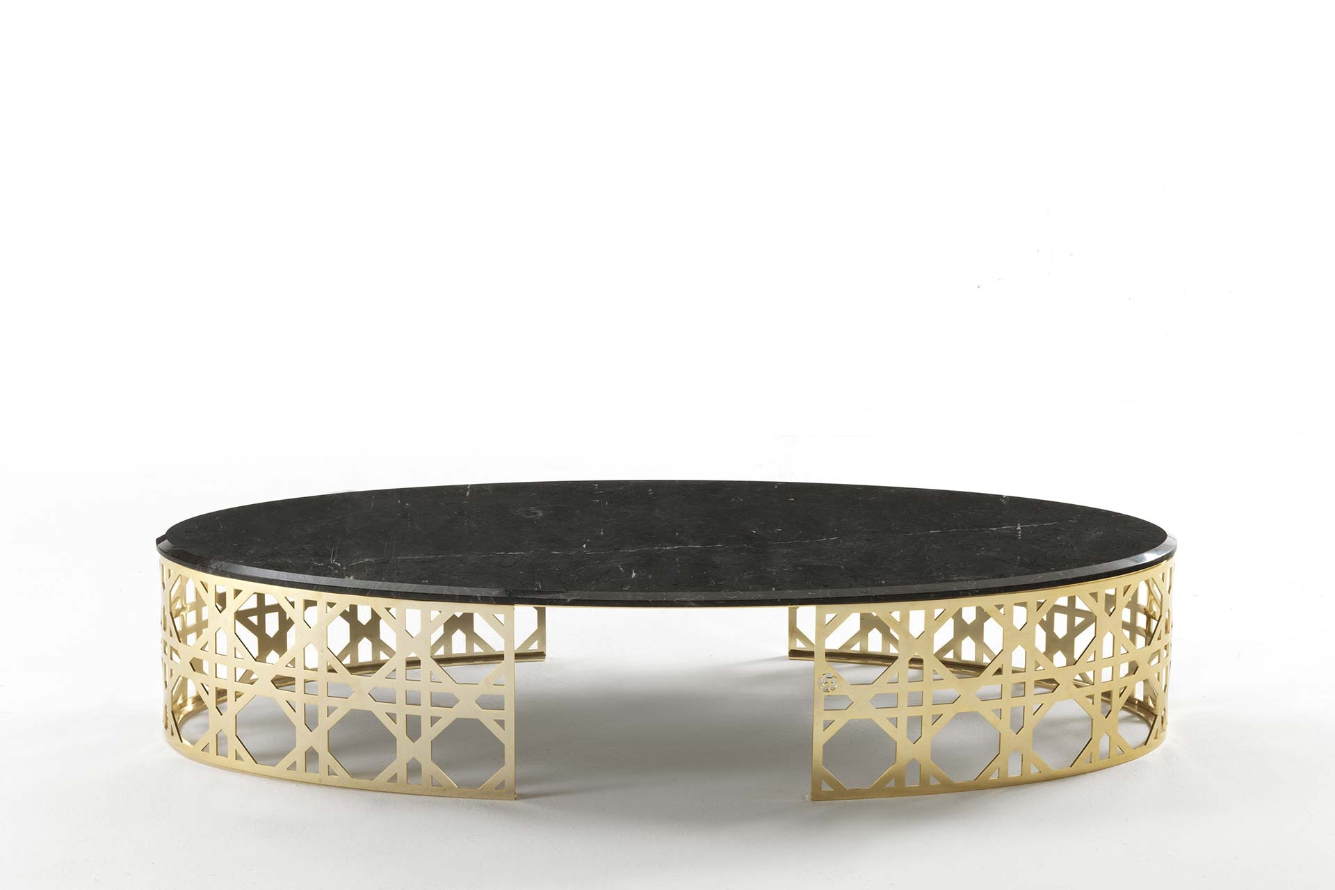 [开云（中国） - 桌几|茶几/边几|办公家具|设计师家具|Este 茶几]