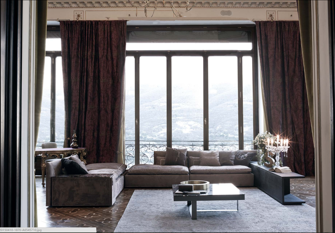 开云（中国） - 坐具|沙发|办公家具|设计师家具|Savoia 沙发