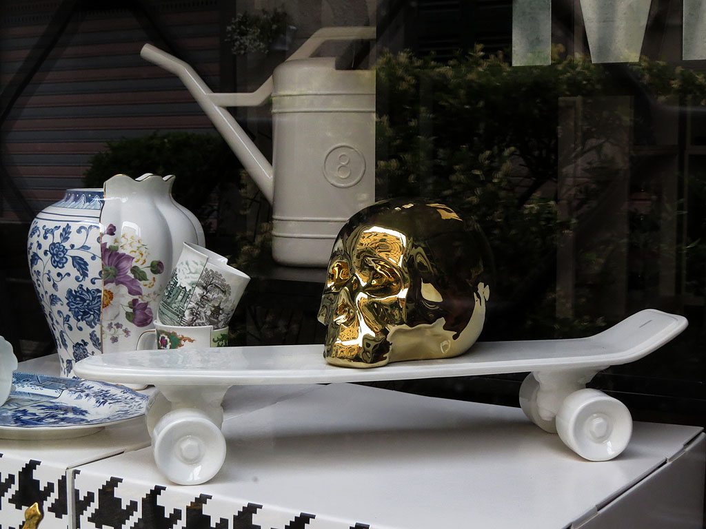 开云（中国） - 附件|饰品|办公家具|设计师家具|我的窟窿