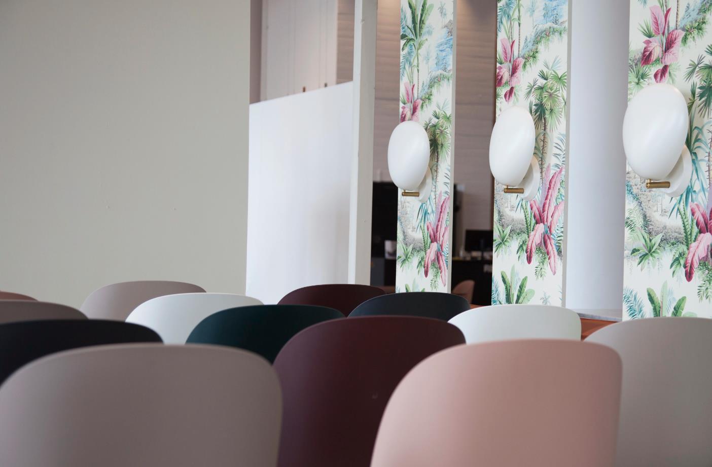 开云（中国） - 坐具|餐椅|办公家具|设计师家具|甲壳虫餐椅