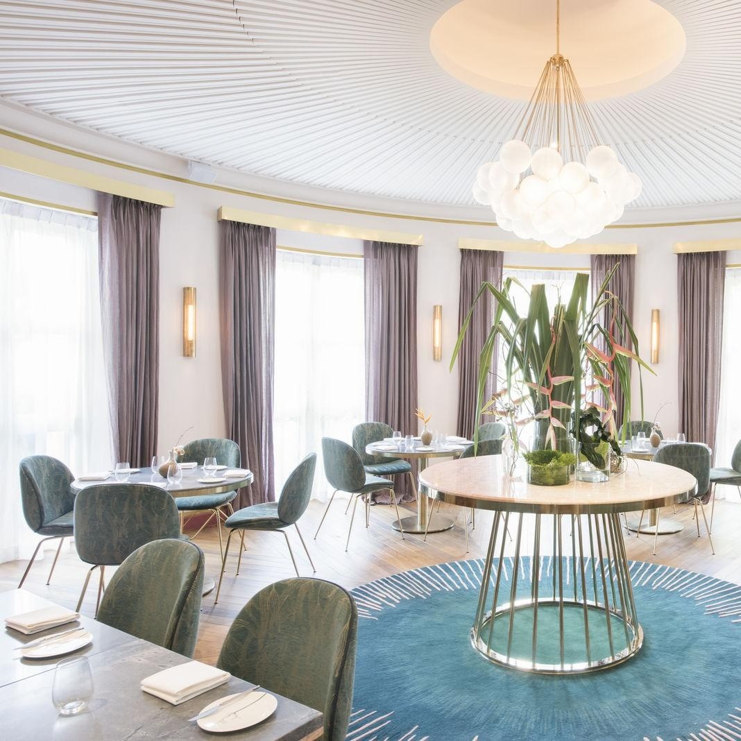 开云（中国） - 坐具|餐椅|办公家具|设计师家具|甲壳虫餐椅