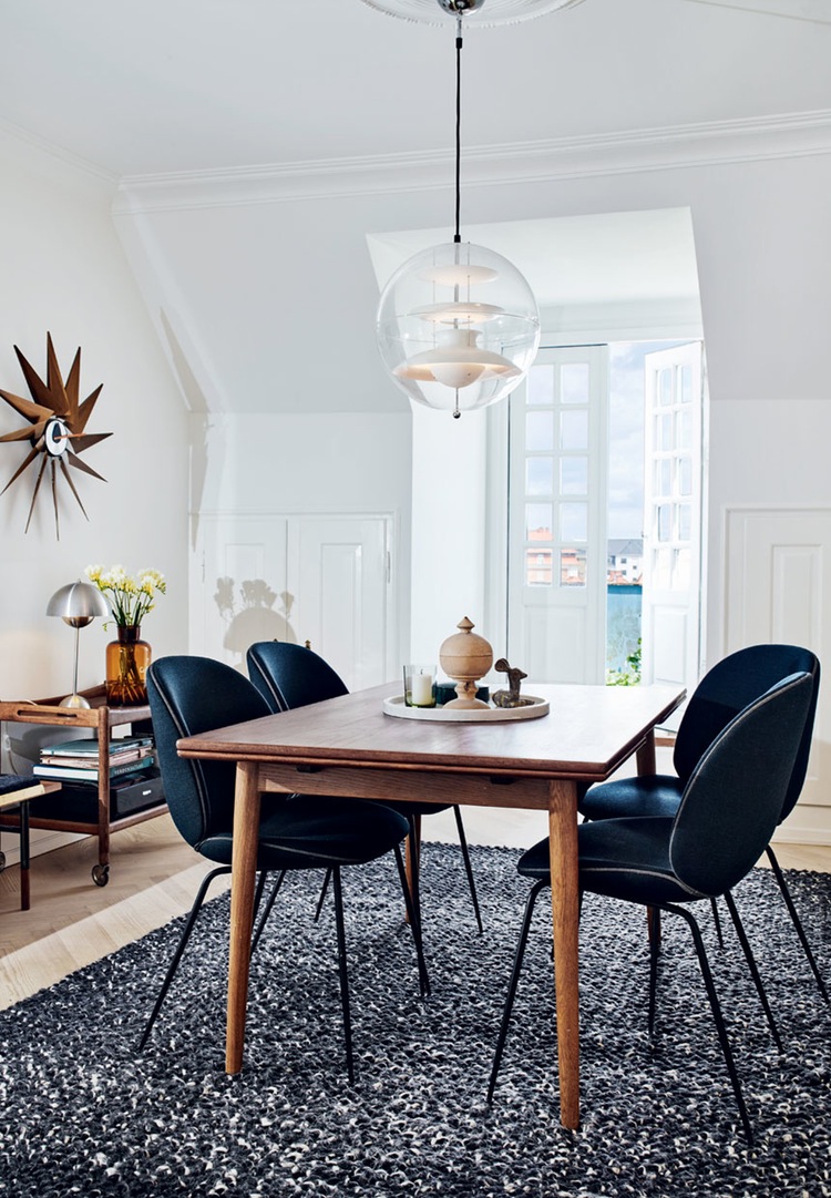 开云（中国） - 坐具|餐椅|办公家具|设计师家具|甲壳虫餐椅