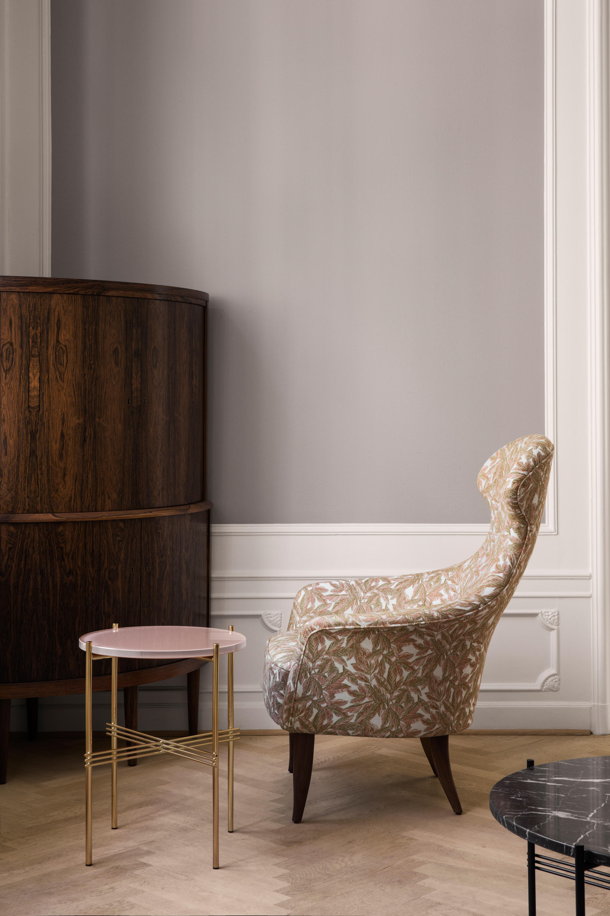 开云（中国） - 坐具|休闲椅|办公家具|设计师家具|Paradiset伊娃&亚当休闲椅