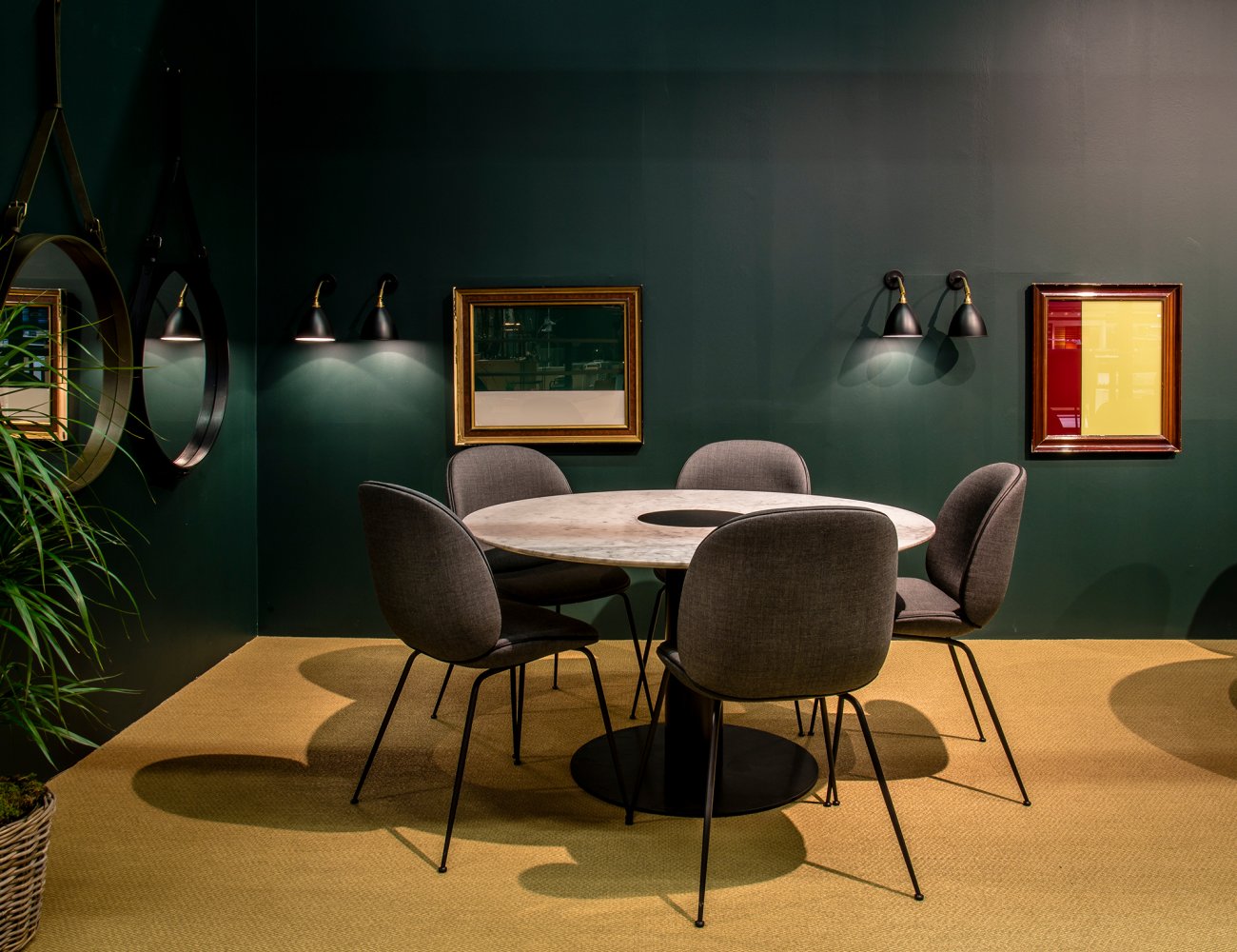 开云（中国） - 桌几|餐桌|办公家具|设计师家具|2.0餐桌