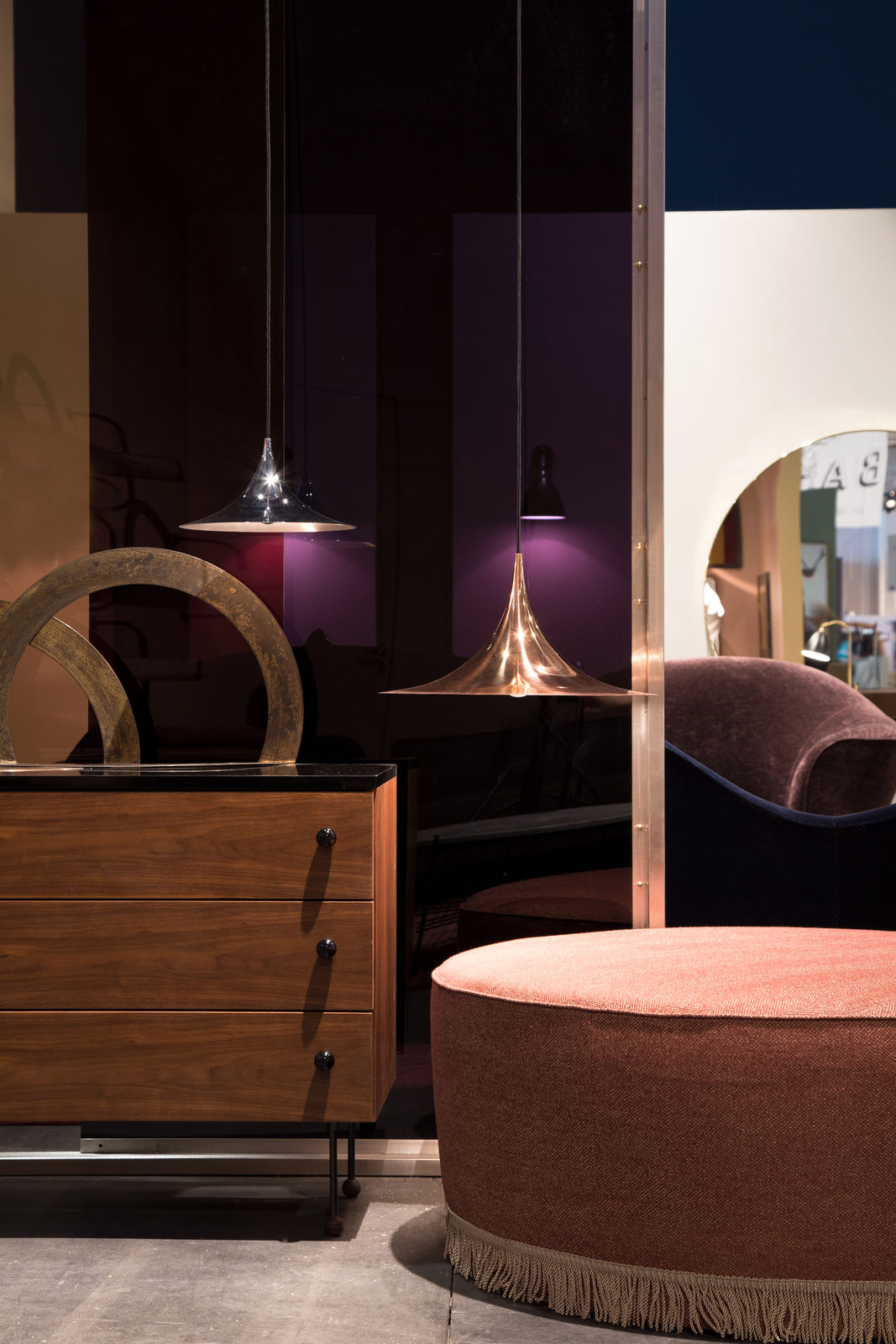 开云（中国） - 灯饰|台灯|办公家具|设计师家具|Semi吊灯