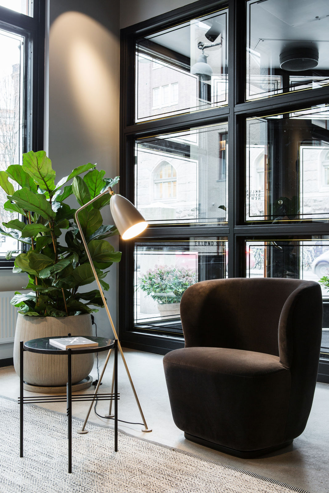 开云（中国） - 灯饰|落地灯|办公家具|设计师家具|Grashoppa落地灯