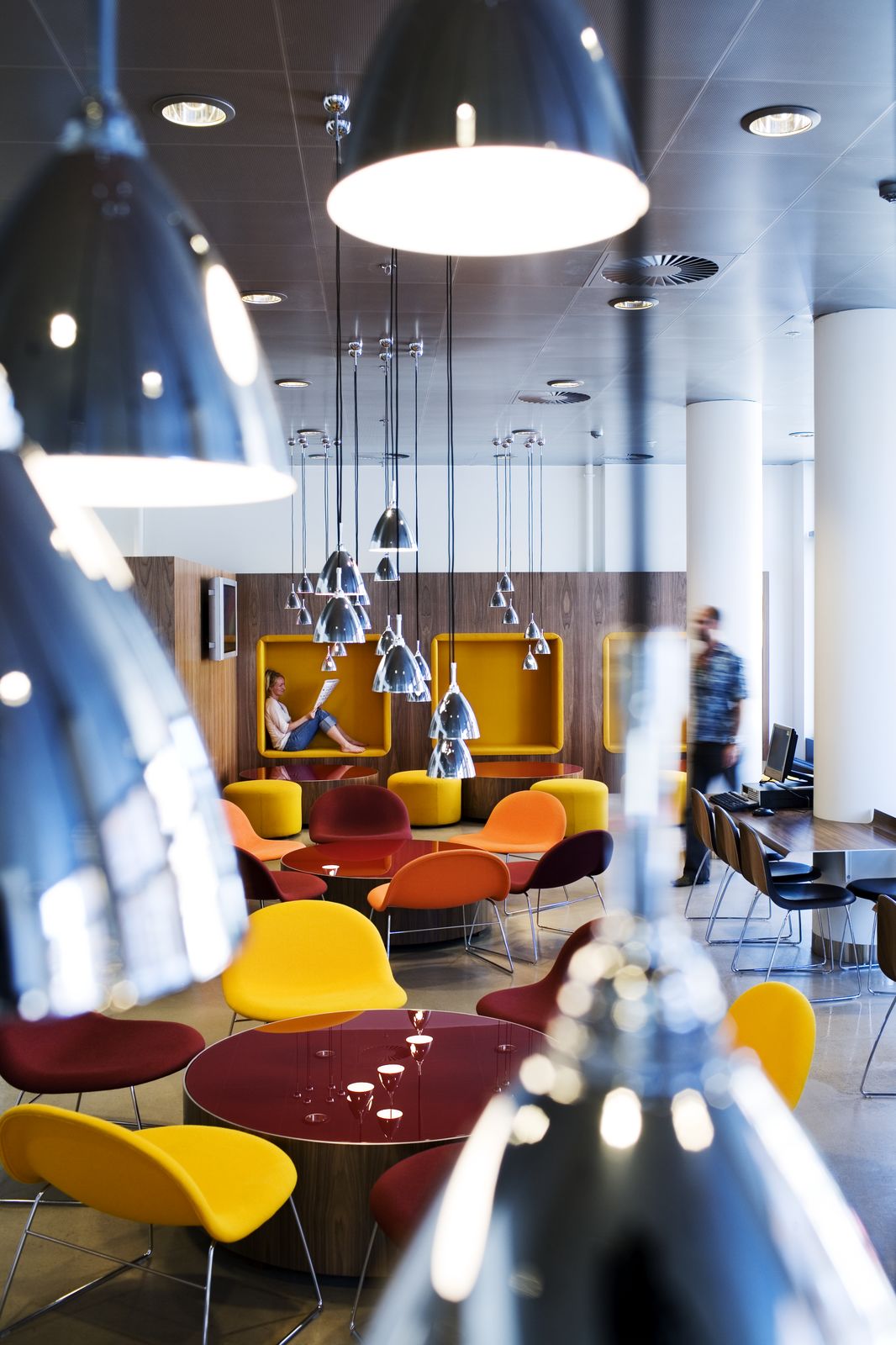 开云（中国） - 灯饰|吊灯|办公家具|设计师家具|贝斯特莱特BL9吊灯