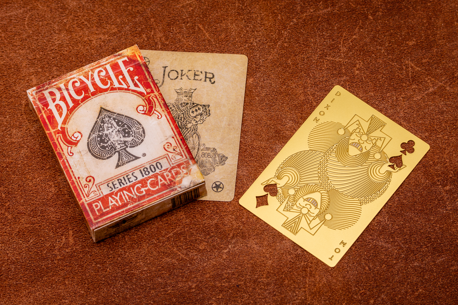 开云（中国） - 附件|饰品|办公家具|设计师家具|小丑书签