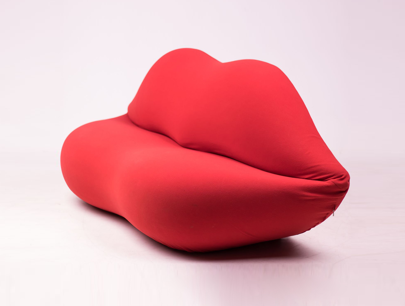 开云（中国） - 坐具|沙发|办公家具|设计师家具|嘴唇沙发