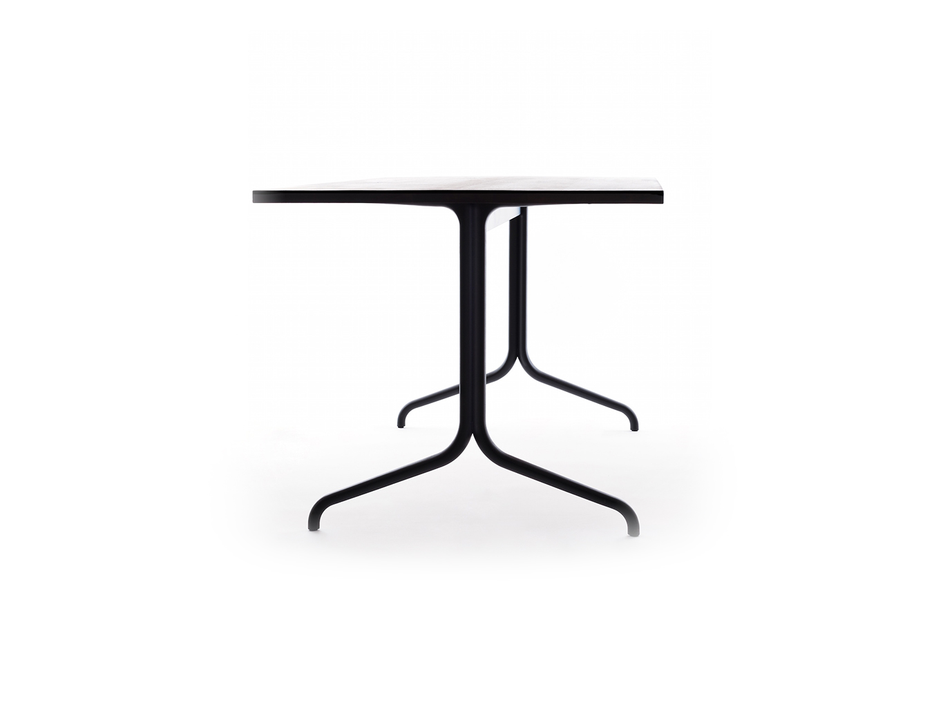 开云（中国） - 桌几|餐桌|办公家具|设计师家具|贝尔维尔餐桌